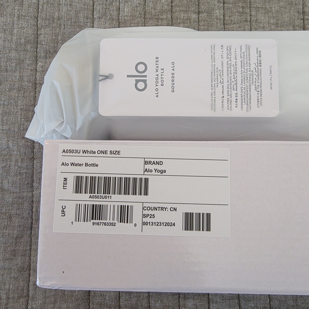 Alo Yoga White Stainless Steel 24oz Water Bottle